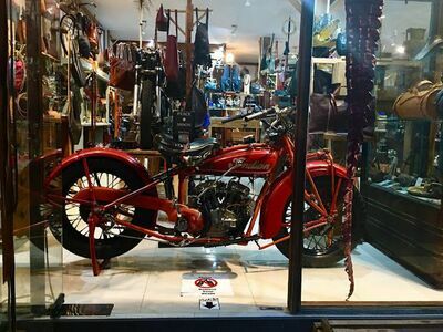 Peace Moon Shop
