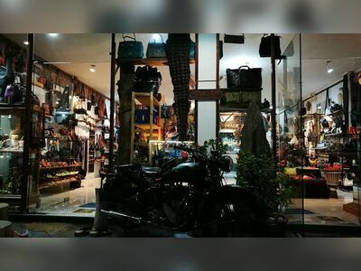 Peace Moon Shop