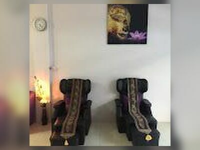 Natnaree Massage