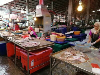 Hua It Food Market