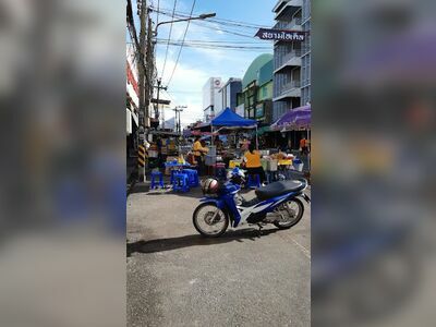 Lang Dao Night Market