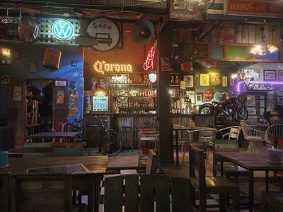 Sixty Bar
