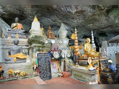 Wat Khao Khun Phanom