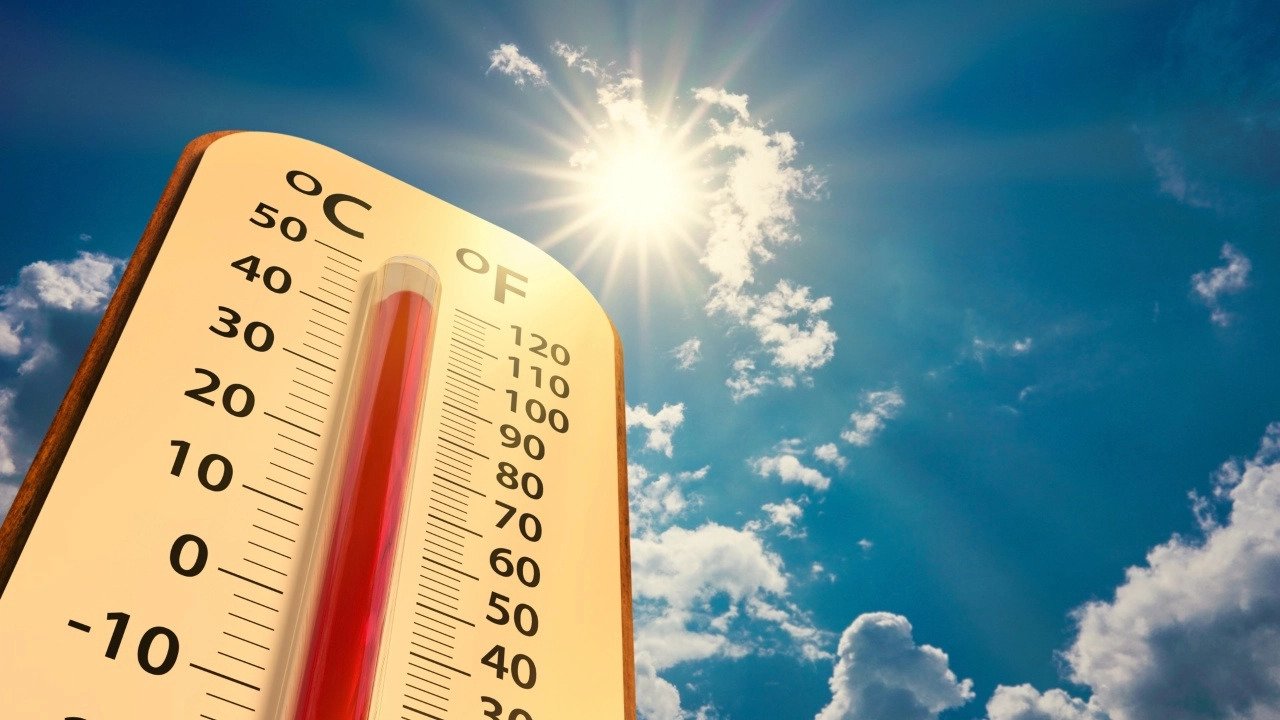 Bangkok Experiences High Temperatures Amidst Nationwide Thunderstorm Forecasts
