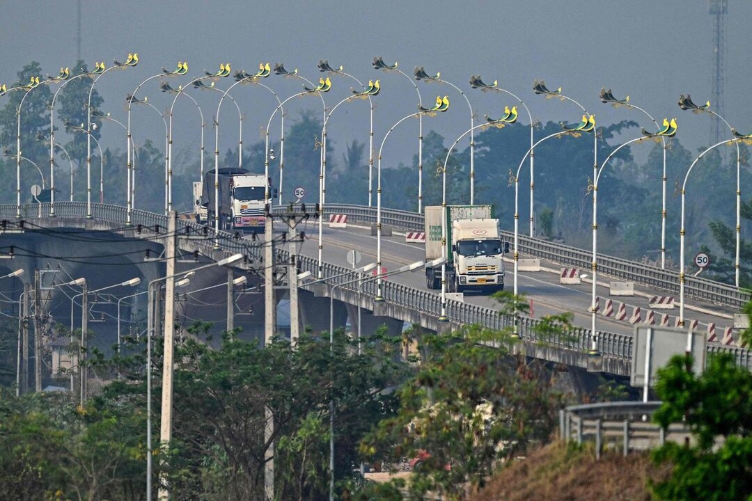 Cross‑Border Trade Slows as Border Closure Threatens Thai Economy