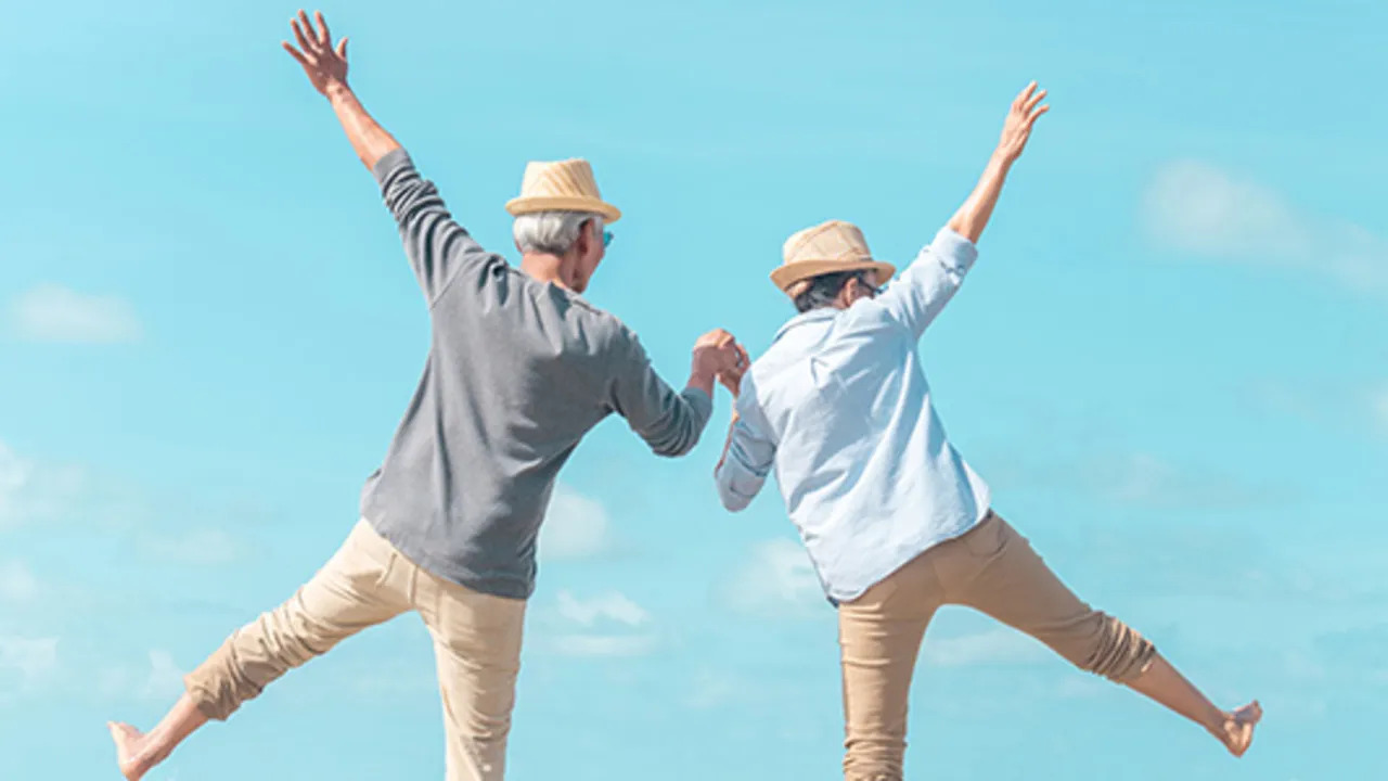 Rich Chinese Retirees Flock to Thailand for Luxury Living and Cultural Ease