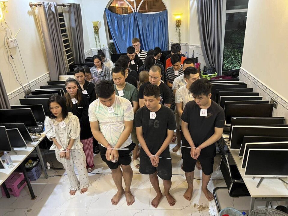Cambodia Arrests More Than 1,000 Suspects in Cybercrime Sweep