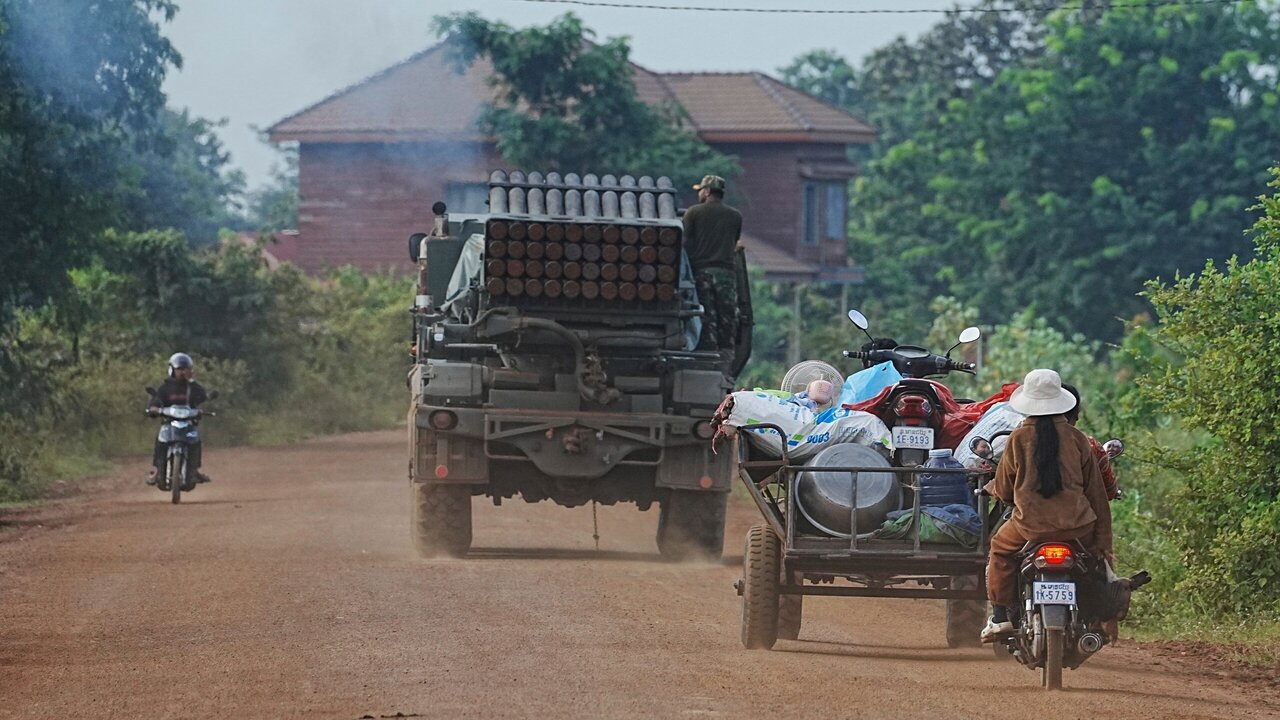 Tourism Reels as Thailand-Cambodia Conflict Forces Evacuations