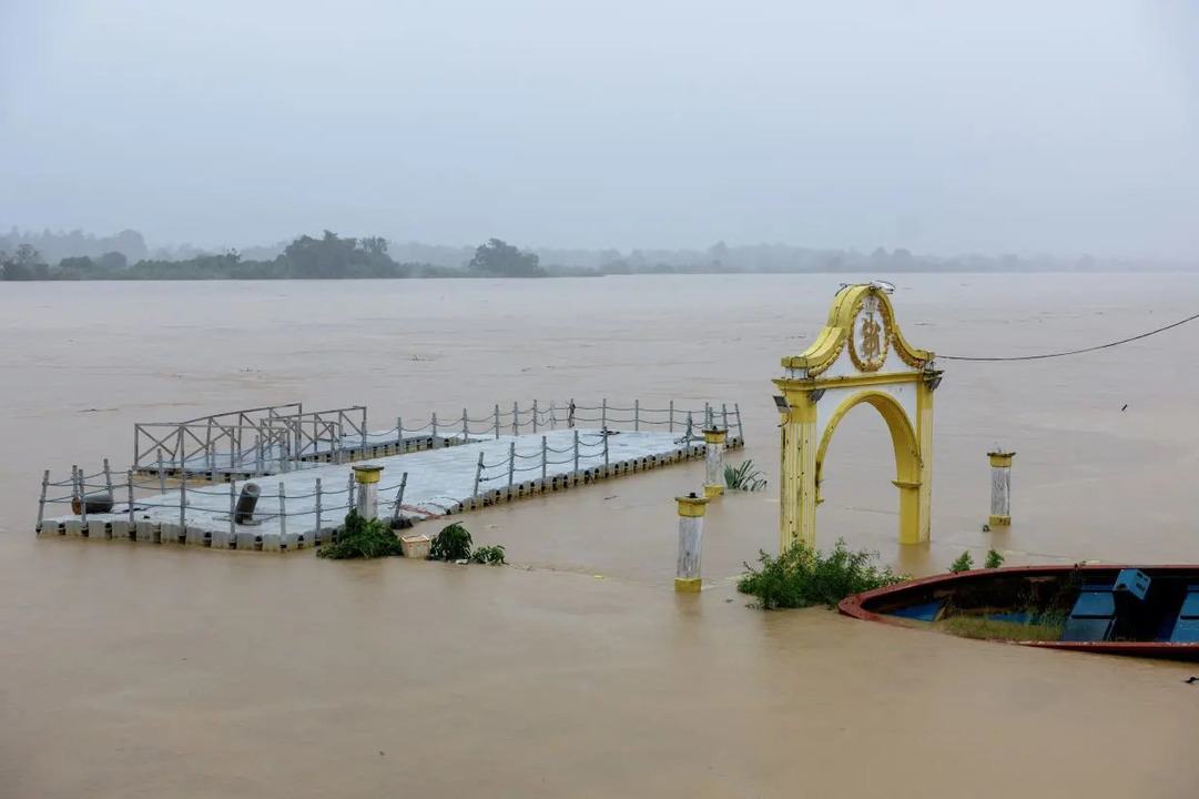 Flood Alert Issued for Vientiane as Mekong River Nears Danger Mark