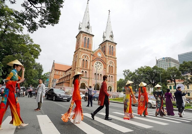 Vietnam's Ho Chi Minh City Tourism Revenue Soars 45 Percent in July