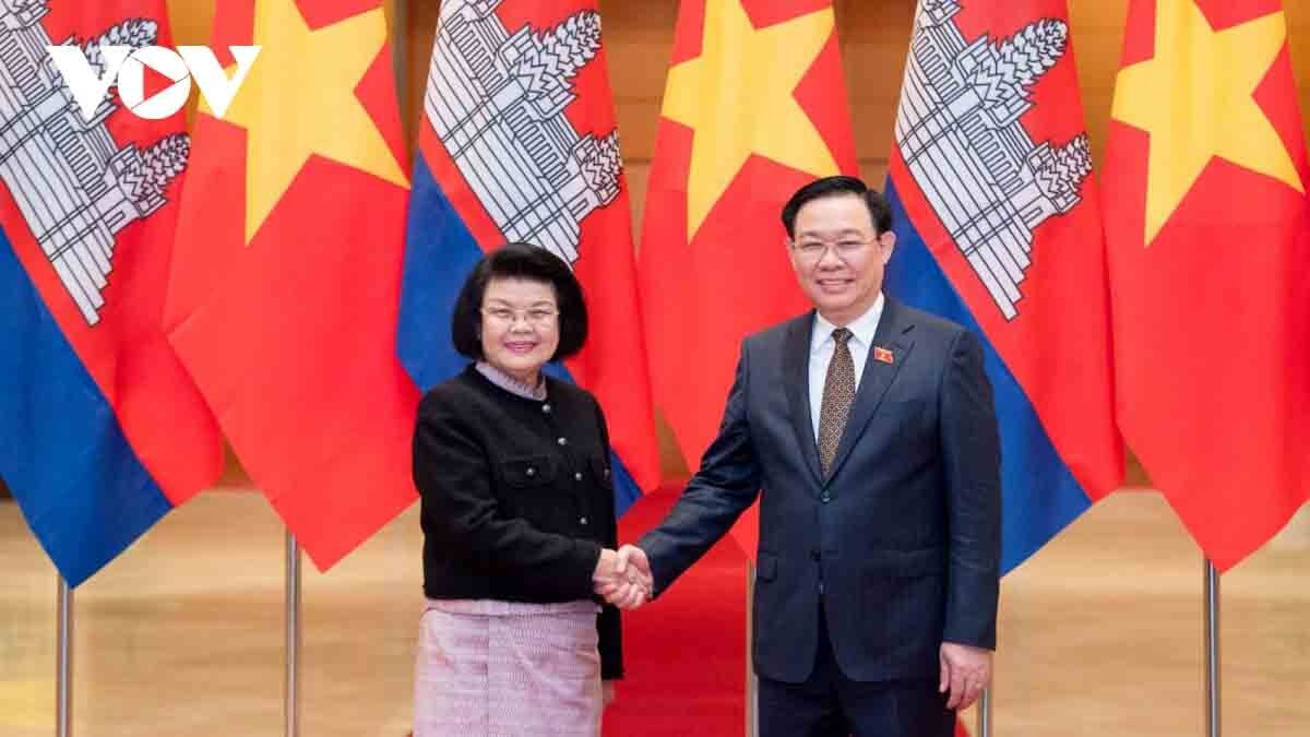 Cambodia Strengthens Cooperation with Vietnam