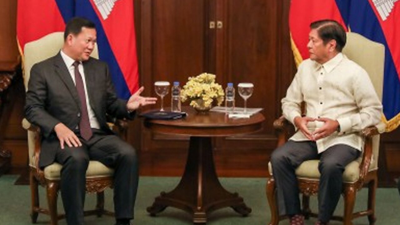 Philippine President Meets Cambodian Prime Minister