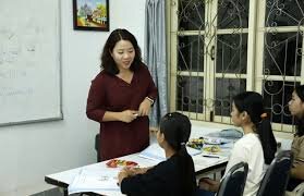Vietnamese Language Flourishes in Laos Through Community Efforts