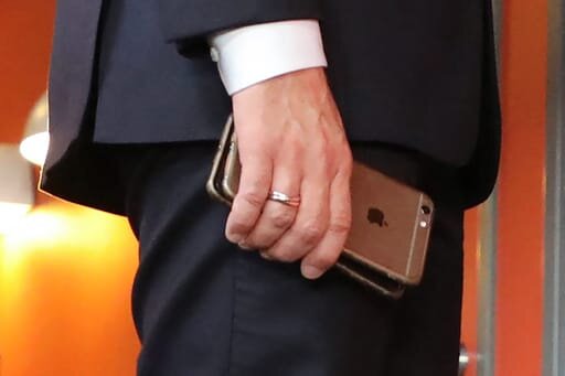 France Reports Apple Spyware Warnings