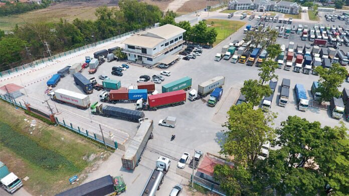 Thailand and Laos Set $11 Billion Trade Target