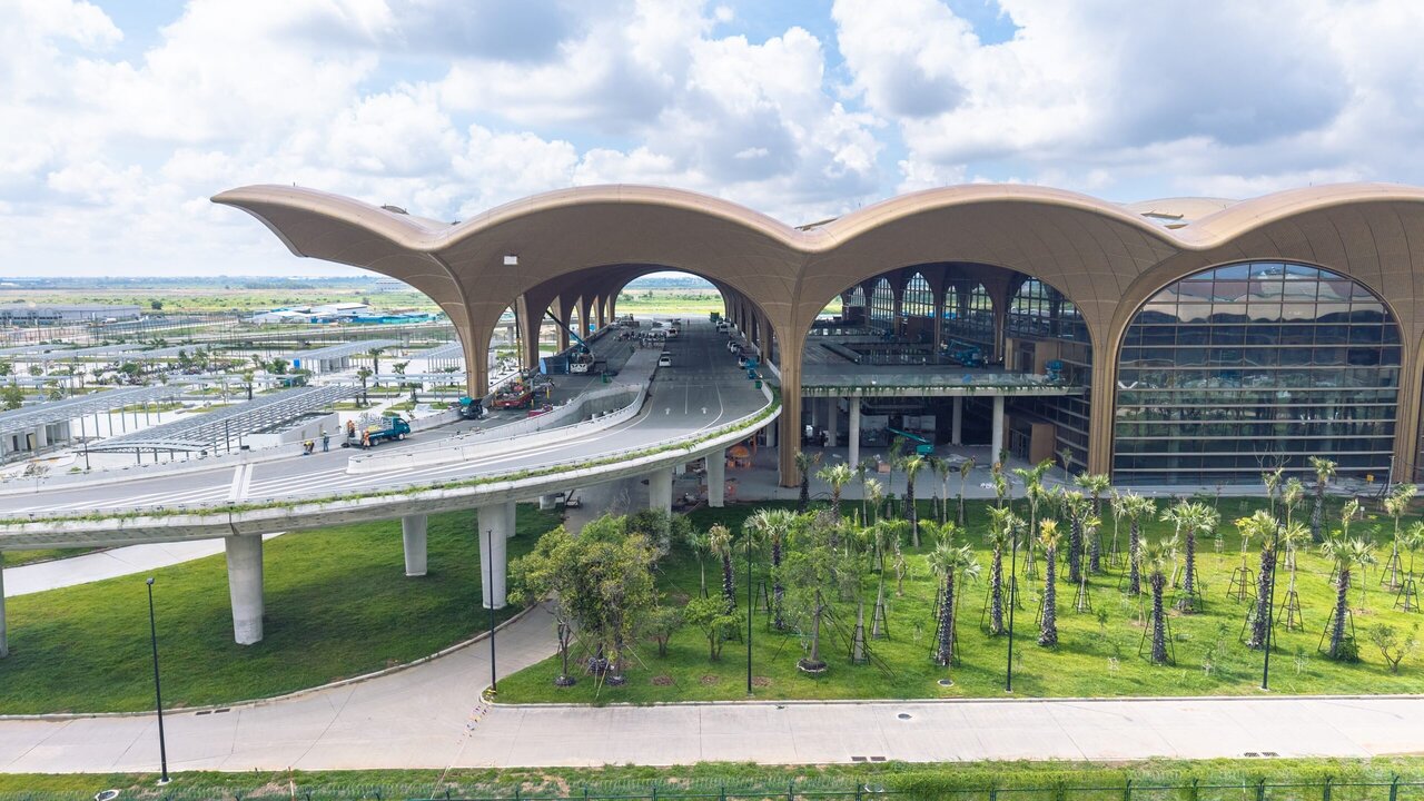 Cambodia Opens New Techo International Airport