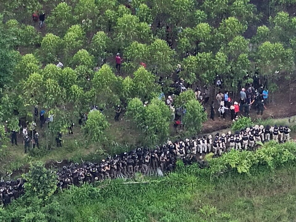 Cambodian Protesters Escalate Unrest at Border