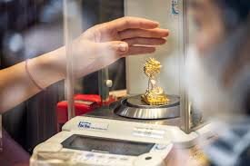 Vietnam’s Gold Market Reforms Aim to Support Dong