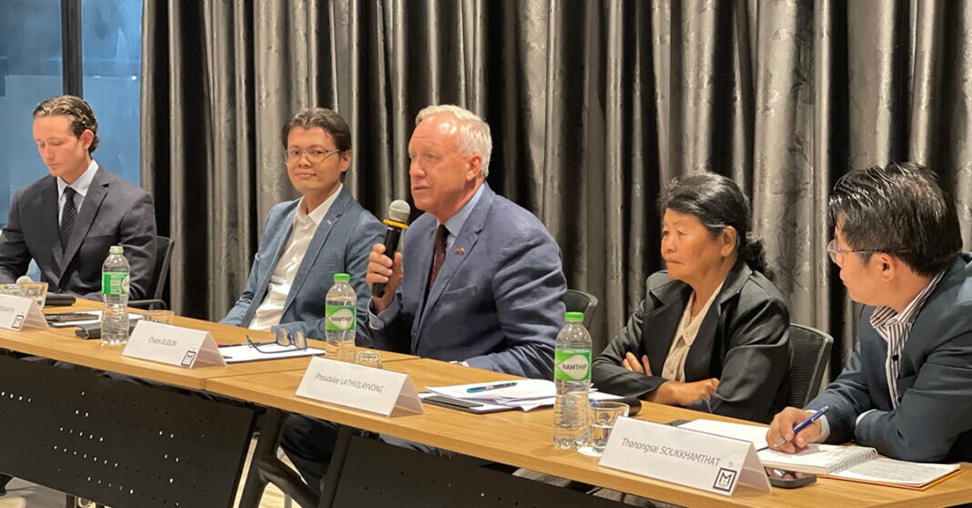 Australian Business Leader Explores Opportunities in Laos