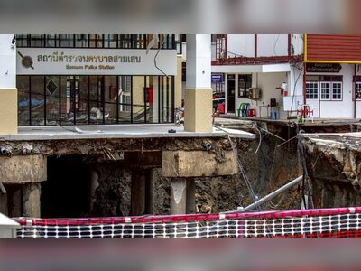 Prime Minister Orders Demolition of Samsen Police Station After Sinkhole Damage