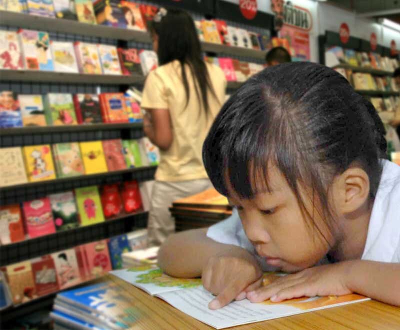 Comics and Novels Lead Reading Trends Among Thai Book Lovers