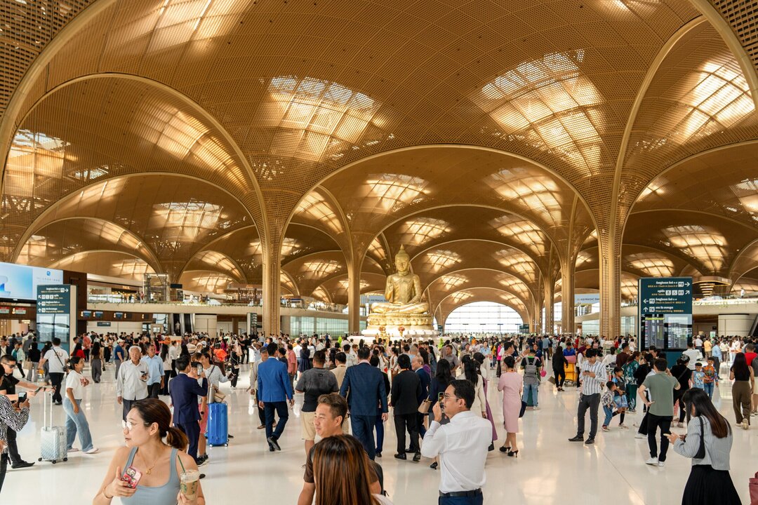 New Phnom Penh Airport Records Strong Traffic in First Month