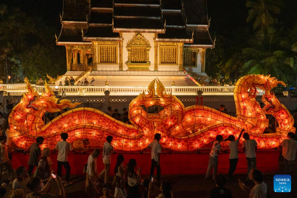 Luang Prabang Hosts Annual Boun Lai Heua Fai Festival