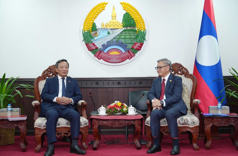 Vietnam and Laos Deepen Bilateral Cooperation
