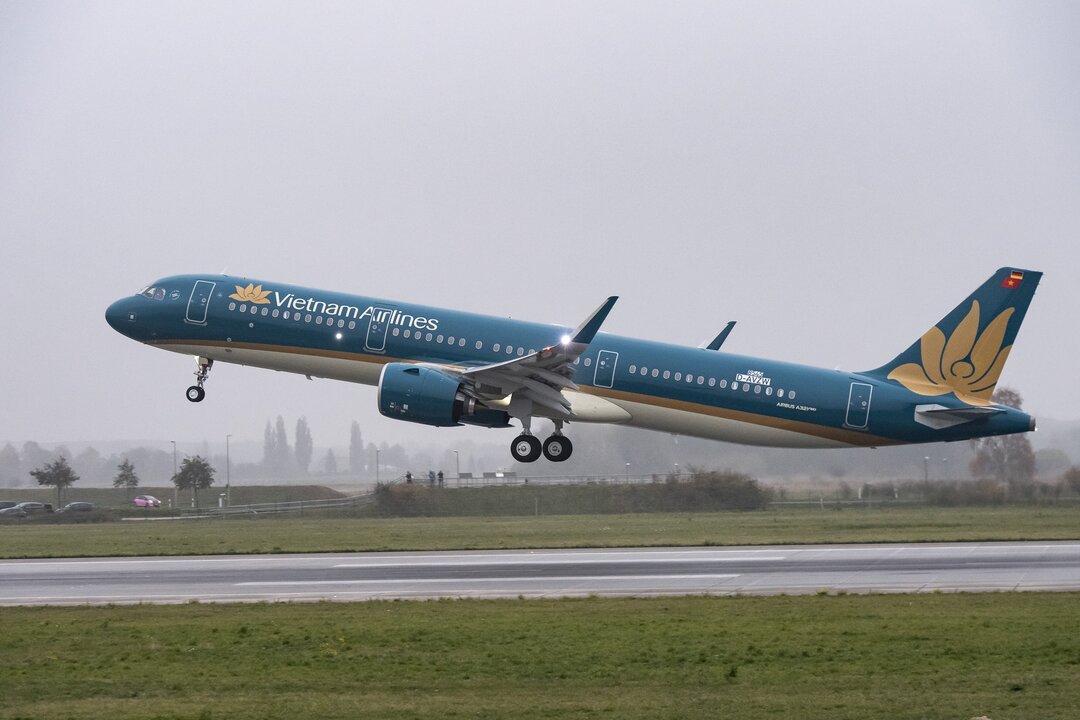 Vietnam Airlines Investigates Customer Data Breach