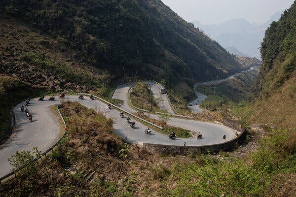 Ha Giang Loop Motorbike Tour Showcases Northern Vietnam’s Scenic Beauty