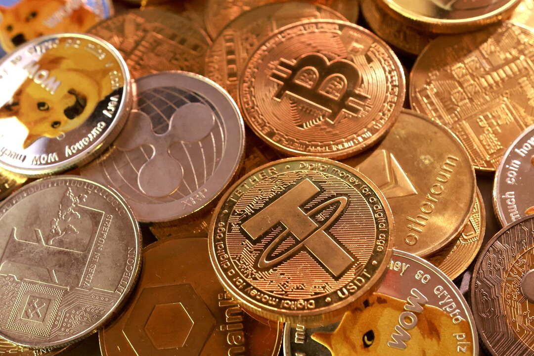 Laos to Shut Down Cryptocurrency Mining Operations by Early 2026