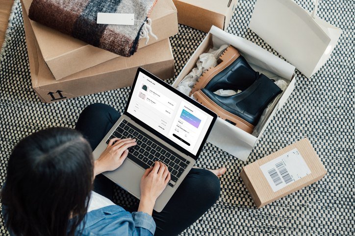 Shopee Dominates Thai E-Commerce Landscape as TikTok Shop Enters Brand Rankings