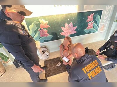 British Yoga Instructor Arrested on Koh Phangan for Leading ‘Sacred Sexuality’ Classes