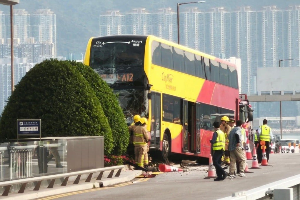 Double-decker Bus Crashes Near Hong Kong Airport, 18 Injured and Driver Arrested