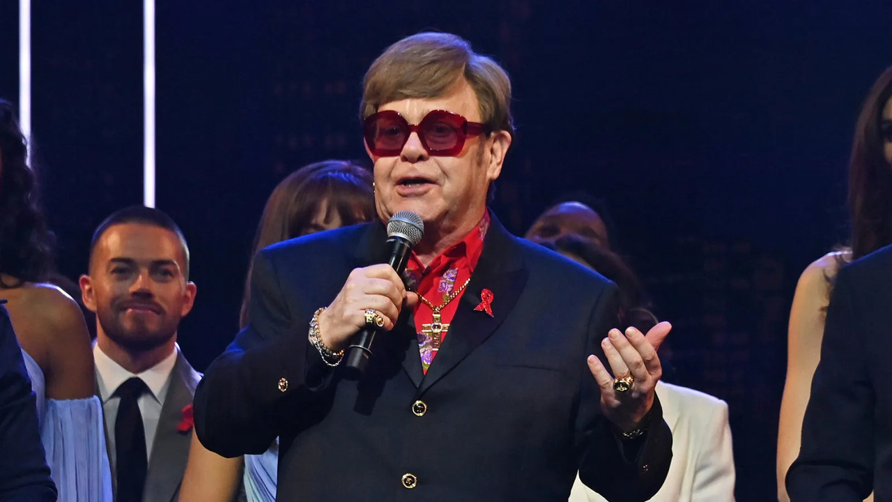 Elton John Reveals Severe Vision Loss but Holds Firm to Hope