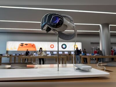 Apple Cuts Vision Pro Production and Marketing After Weak Sales Performance