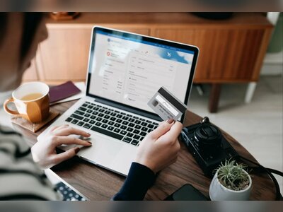 Hong Kong Police Warn After Online Shopping Scams Cost Residents Fourteen Million Dollars in First Week of 2026