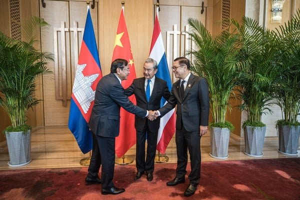 China Mediates to Prevent Escalation in Cambodia–Thailand Border Clashes