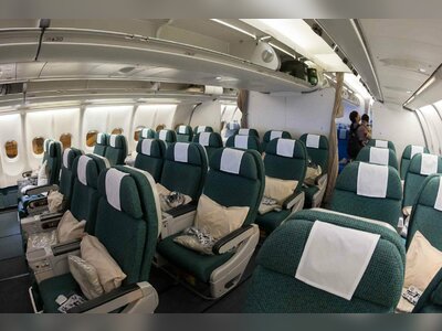 Passenger Dies After Collapsing on Long-Haul Cathay Pacific Flight from Amsterdam to Hong Kong