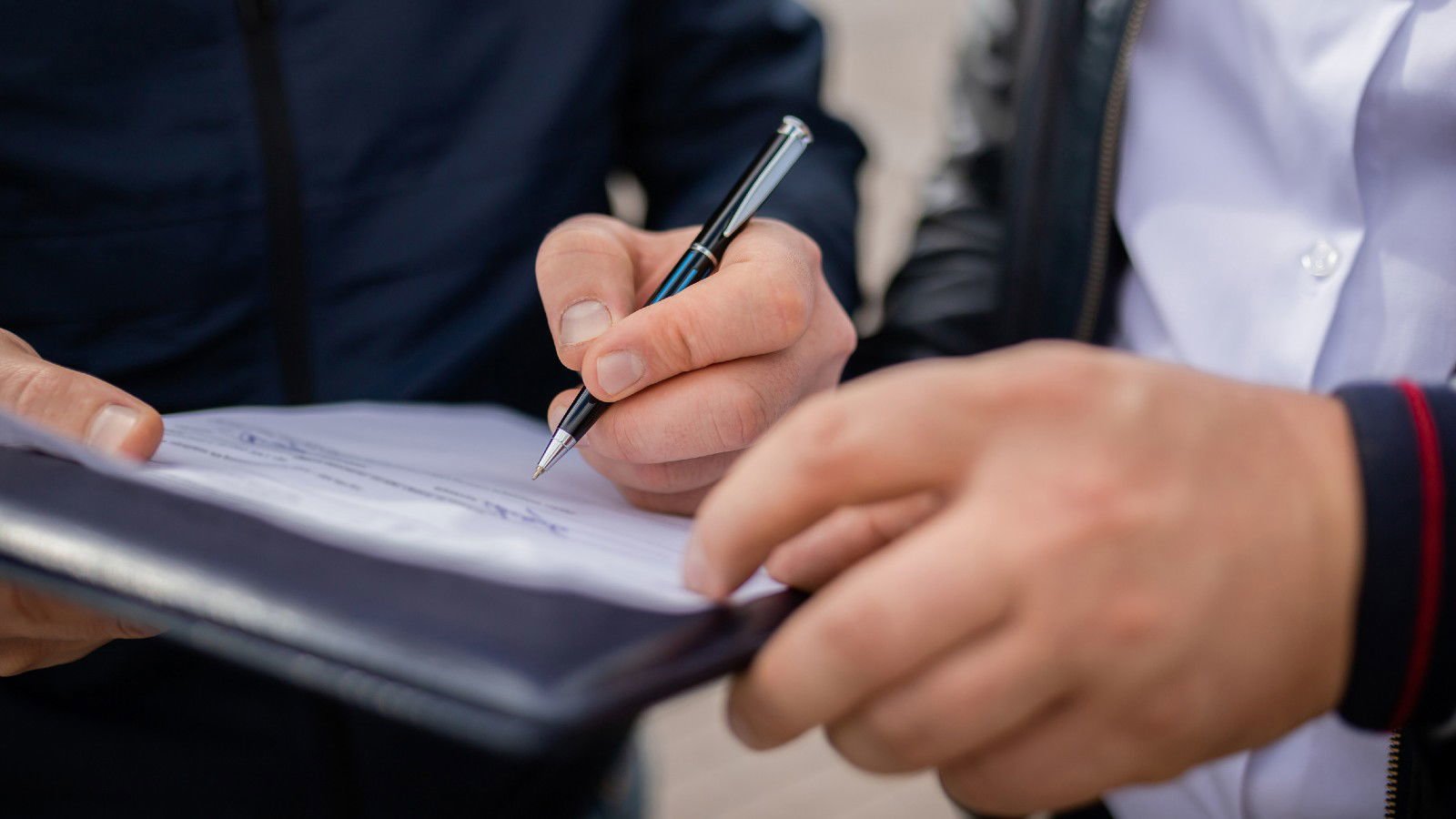 Thailand and ASEAN Today: Border Enforcement, Investor Signals, and Bangkok’s PM2.5 Reality