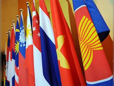 Thailand and ASEAN Today: Border Enforcement, Investor Signals, and Bangkok’s PM2.5 Reality