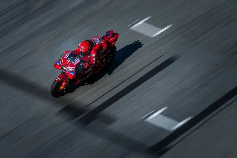 Comprehensive 2026 MotoGP Calendar Unveiled: From Thailand Opener to Valencia Finale