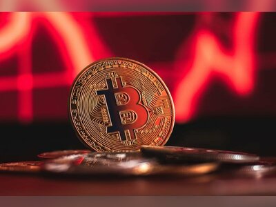 Bitcoin Falls to Lowest Levels Since 2025 Tariff Shock as Risk Appetite Ebbs