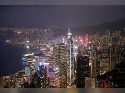 Business Confidence in Hong Kong Climbs to Multi-Year High Despite Ongoing US-China Tensions