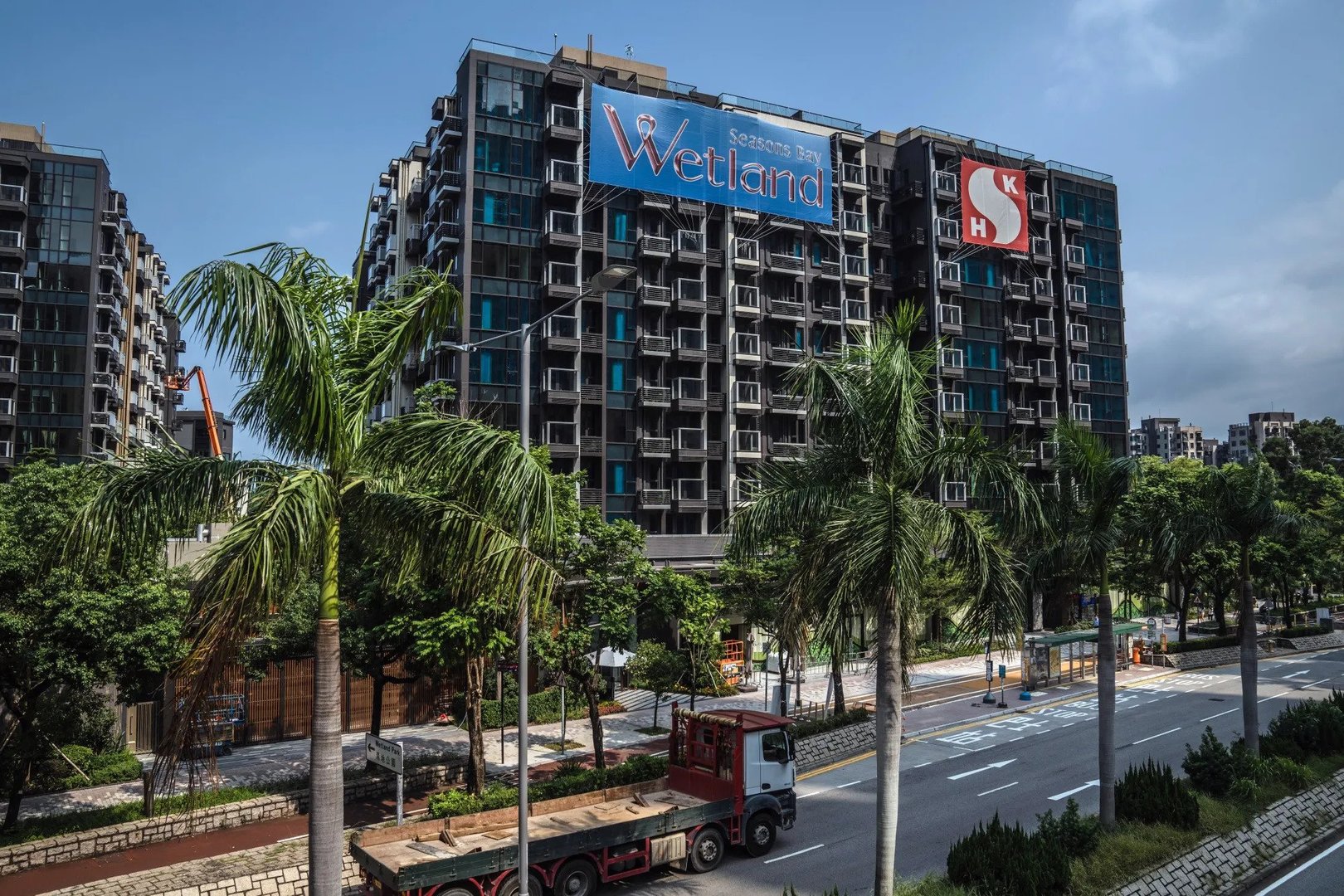 Hong Kong’s Sun Hung Kai Properties Returns to Debt Markets With HK$5 Billion Loan Bid After Year-Long Pause