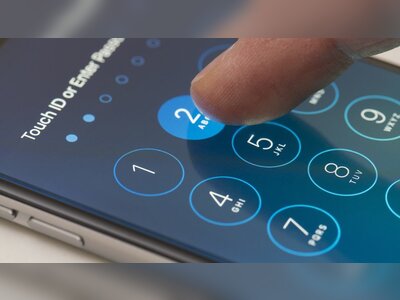 Apple iPhone Lockdown Mode blocks FBI data access in journalist device seizure
