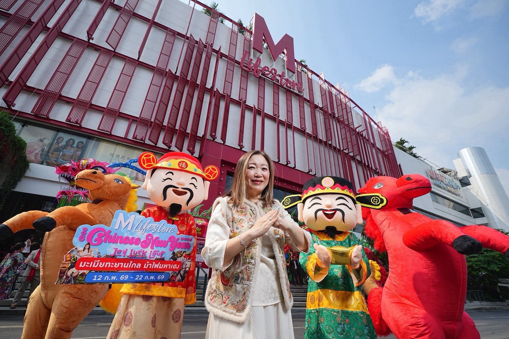 Chinese New Year in Thailand Becomes a Major National Celebration and Asian Travel Attraction