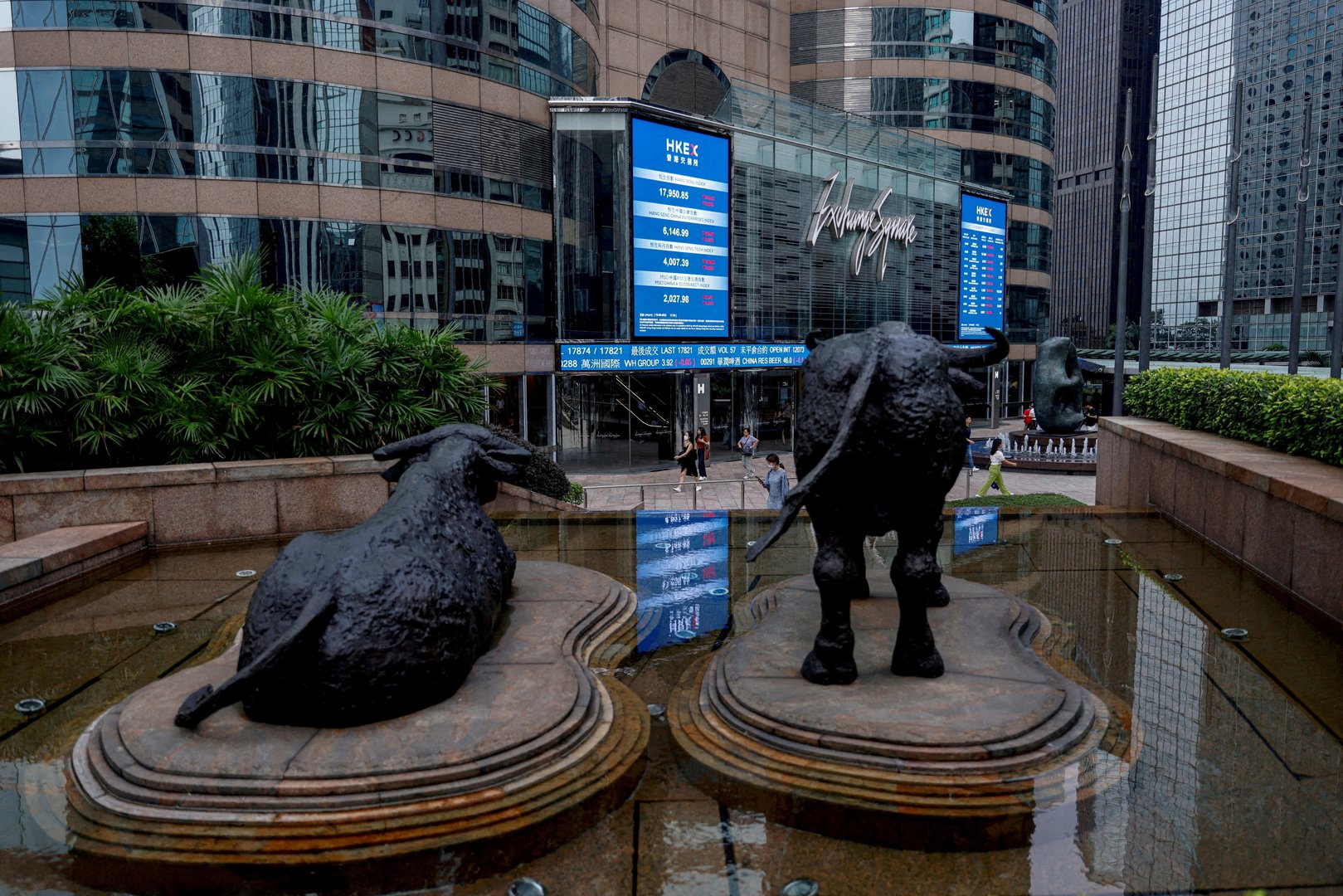 Wuxi Lead Makes Muted Hong Kong Debut After Raising About $630 Million