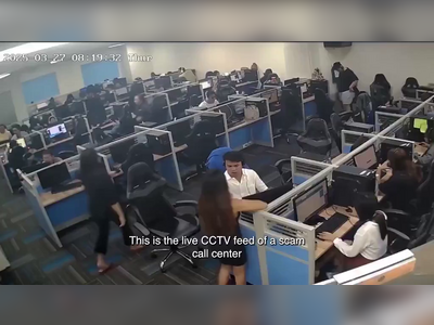 YouTuber Outsmarts Filipino Scammers by Hijacking Their Call Center