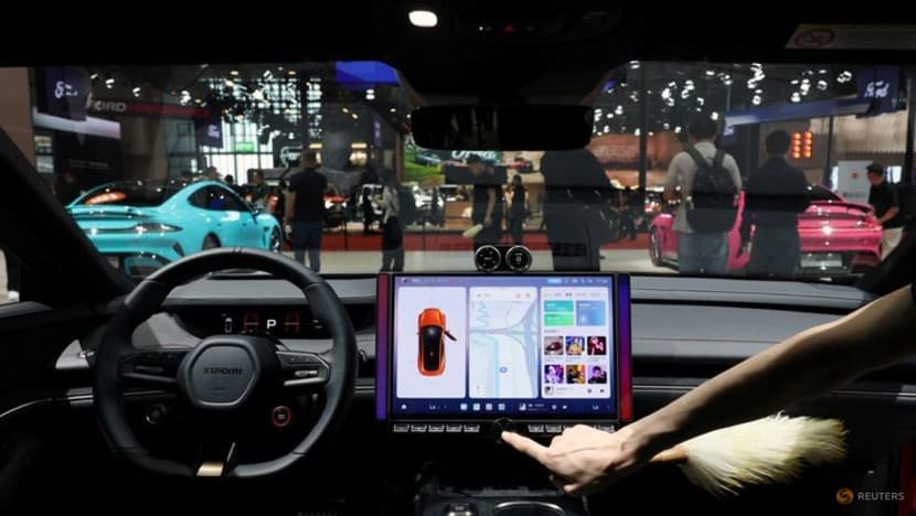 China’s EV Makers Face Mandatory Return to Physical Buttons and Door Handles in Driver-Distraction Safety Overhaul